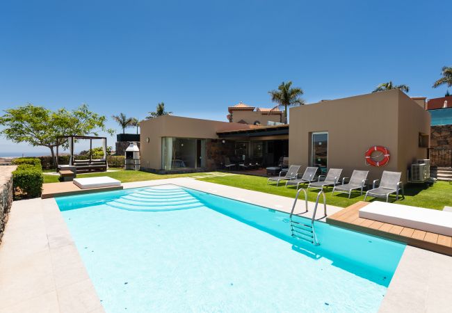 Chalet en San Bartolomé de Tirajana - PAR 24 SALOBRE GOLF