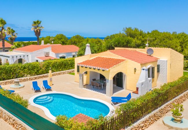 Villa in Cap d´Artruix - Menorca Luna